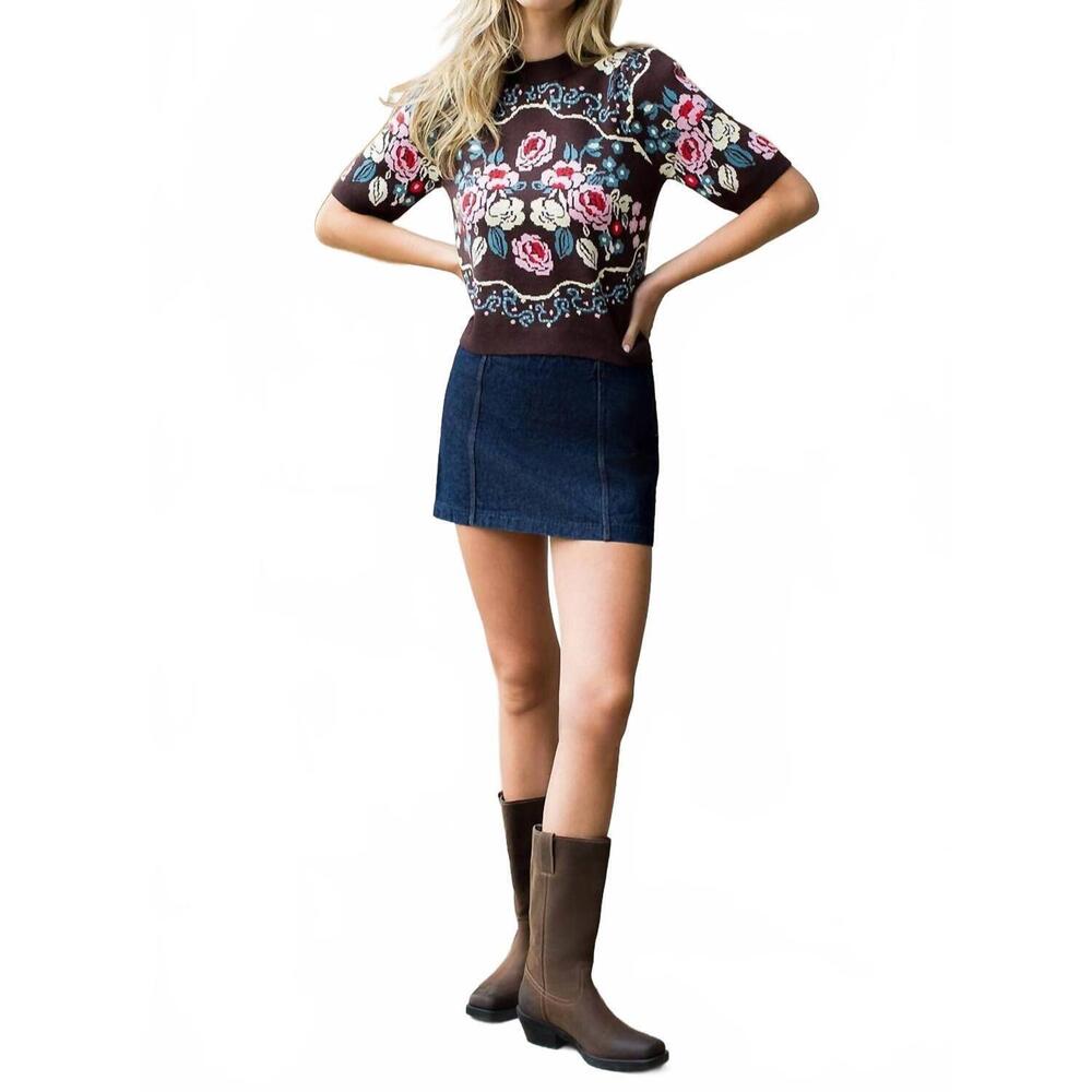 NEW THML rambling rose sweater top in brown